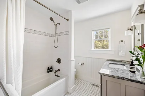 $1,995,000 | 114 Harrison Street, Sag Harbor, NY 11963