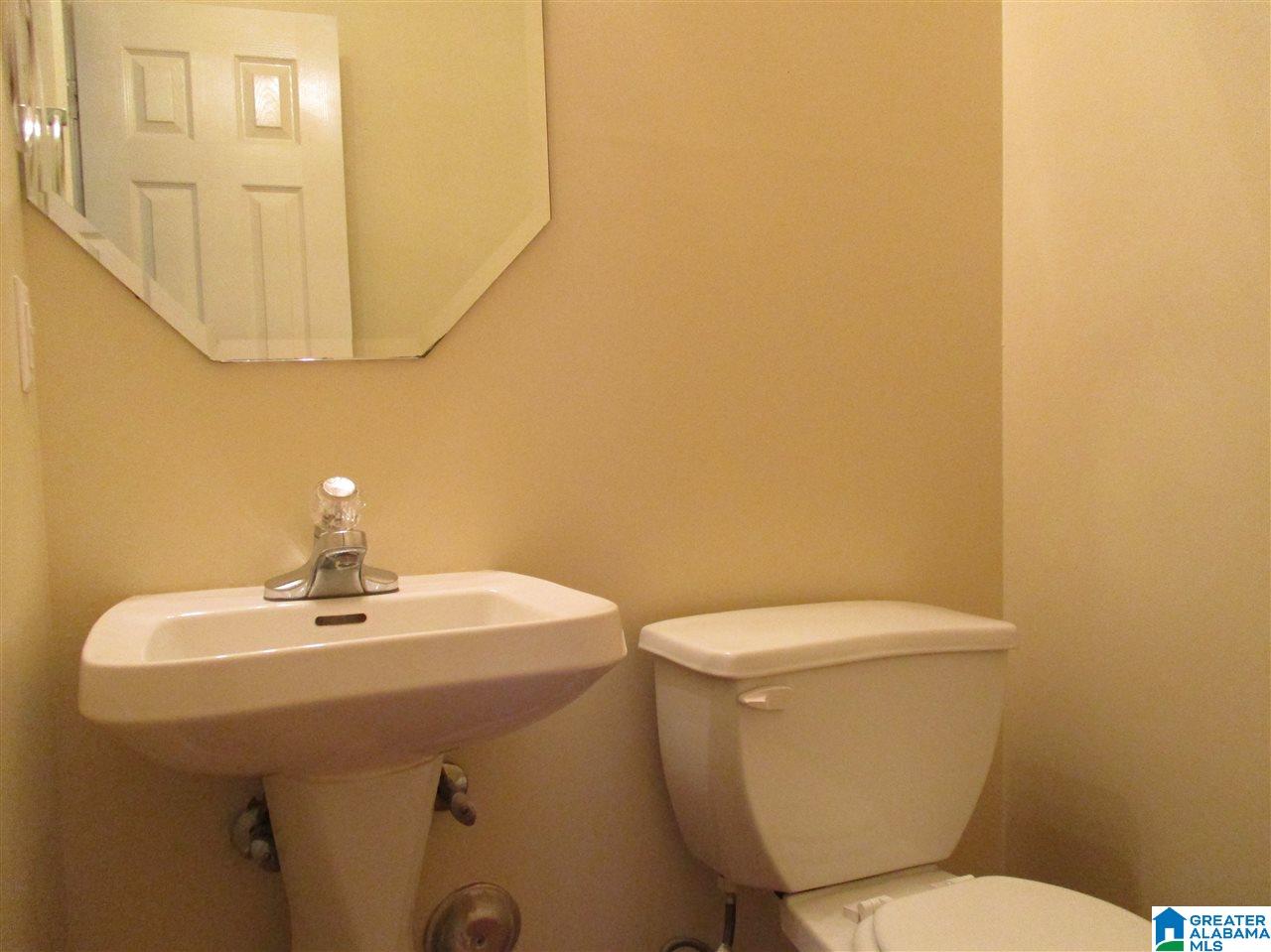 430 Cambrian Ridge Trail Pelham, AL 35124 - Photo 15 of 34