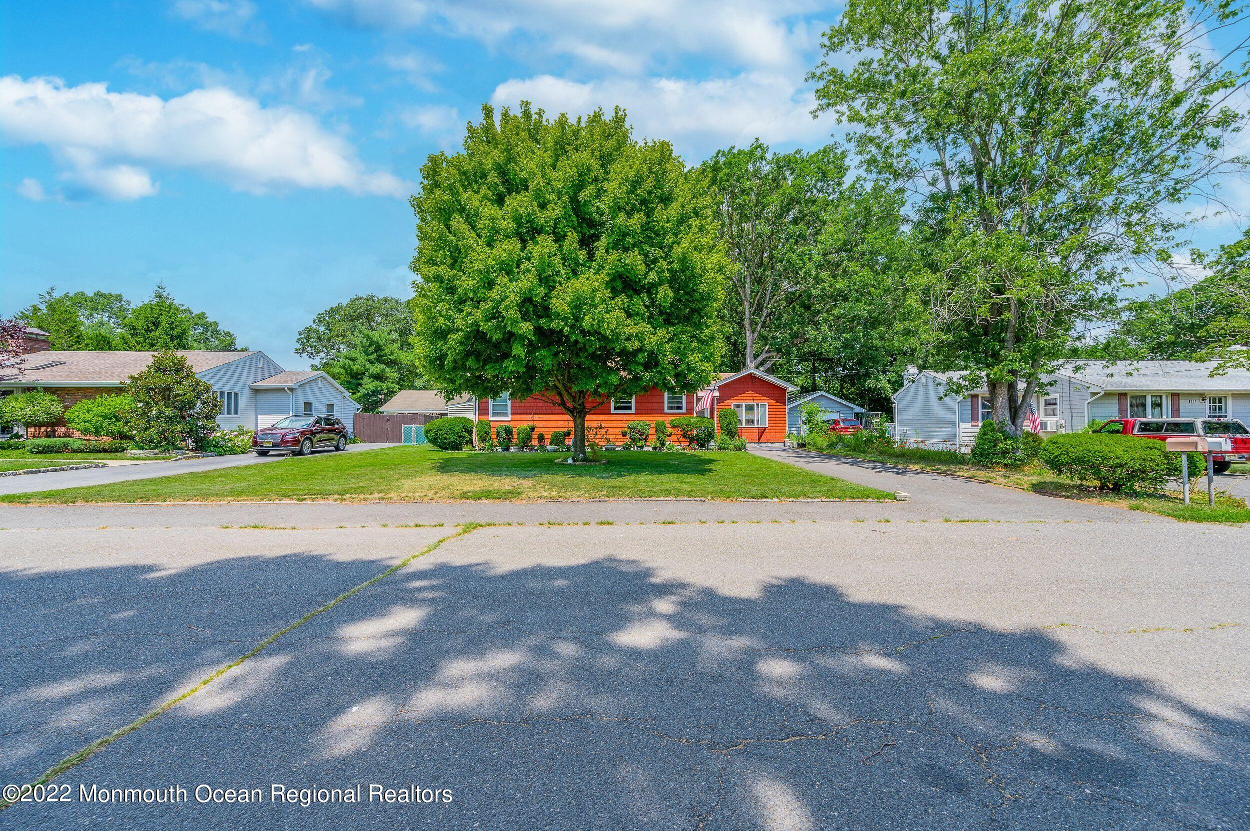 225 Eastham Road Point Pleasant, NJ 08742 - Photo 14 of 25 JbNUPnj8