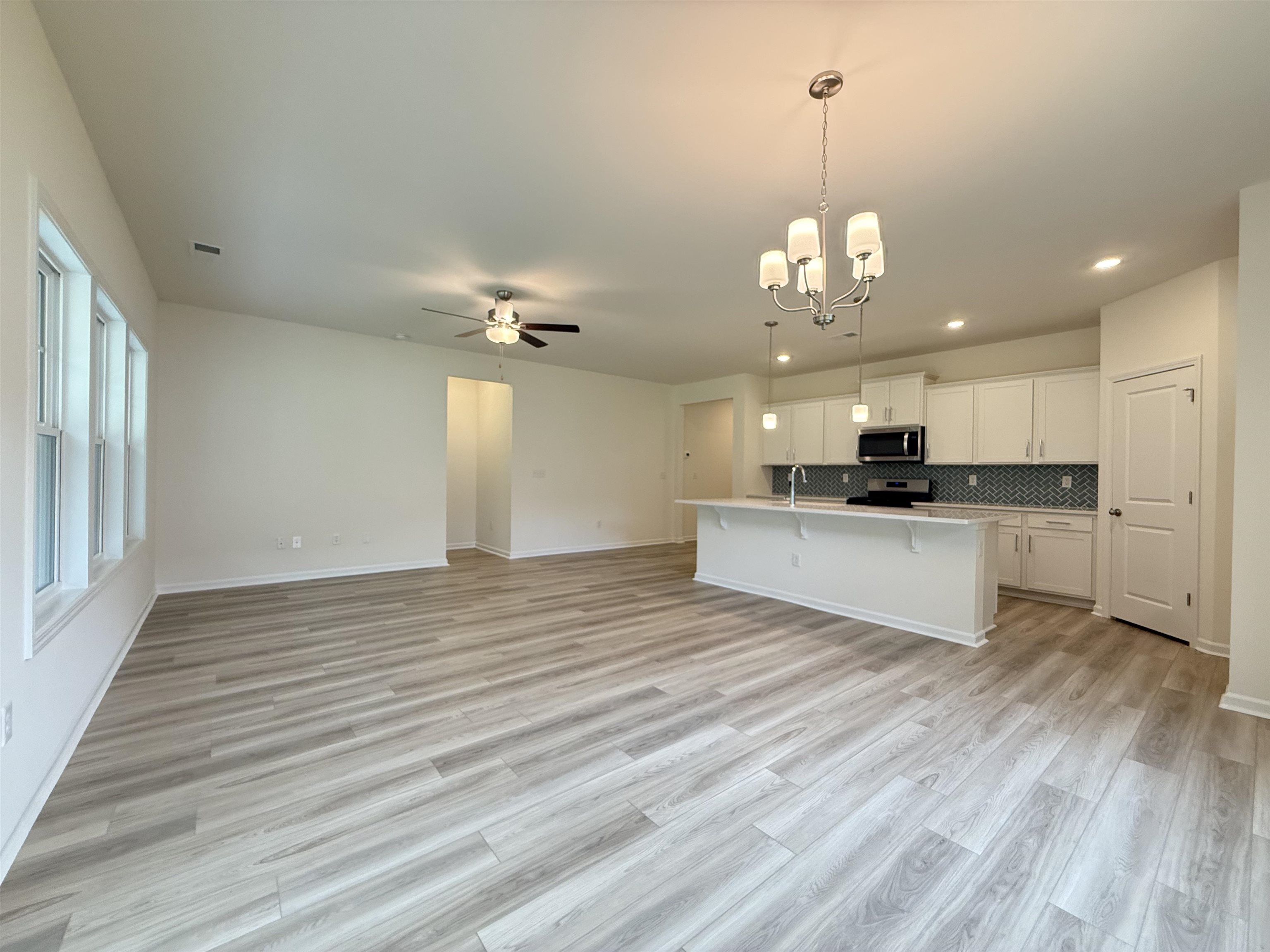 137 Cascade Drive Conway, SC 29527 - Photo 4 of 34