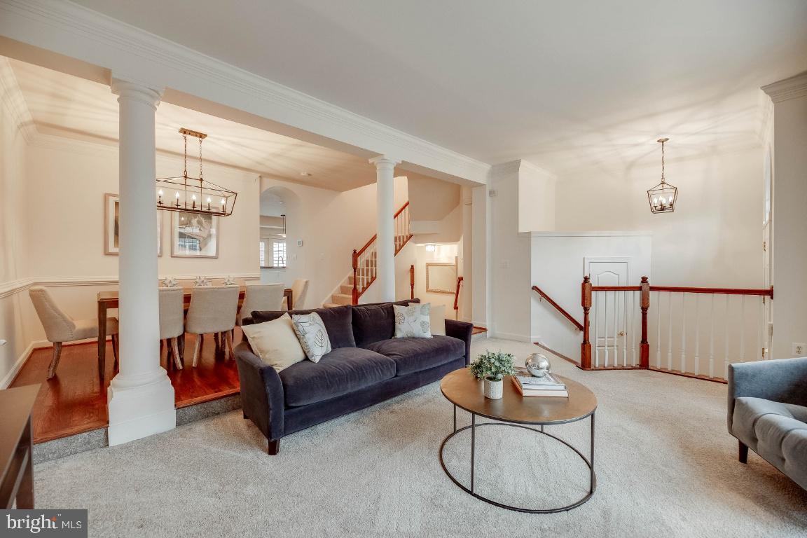 137 Rees Place Falls Church, VA 22046 - Photo 4 of 48
