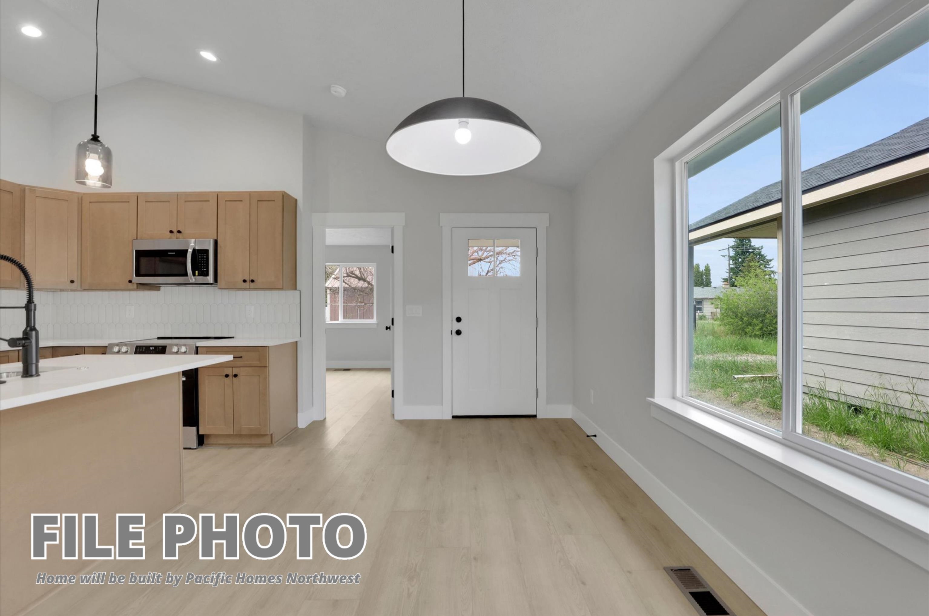 2105 North Sipple Road Spokane Valley, WA 99212 - Photo 6 of 20