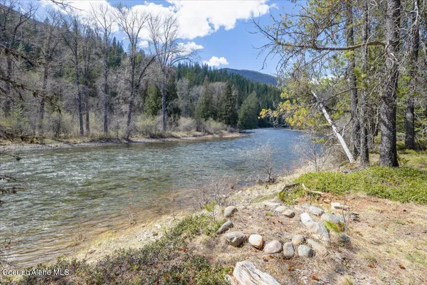 $1,198,000 | 3 North Bonners Ferry, Bonners Ferry, ID 83805