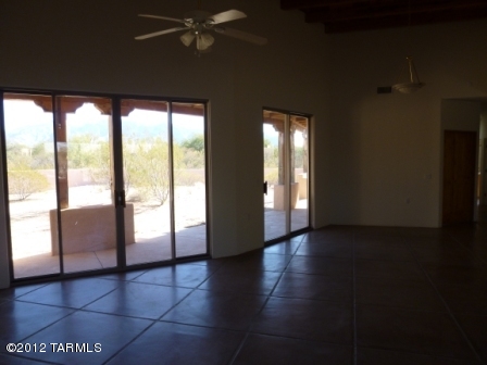 11506 Kelly Rae Place Tucson, AZ 85737 - Photo 3 of 14 Gallery Image 3