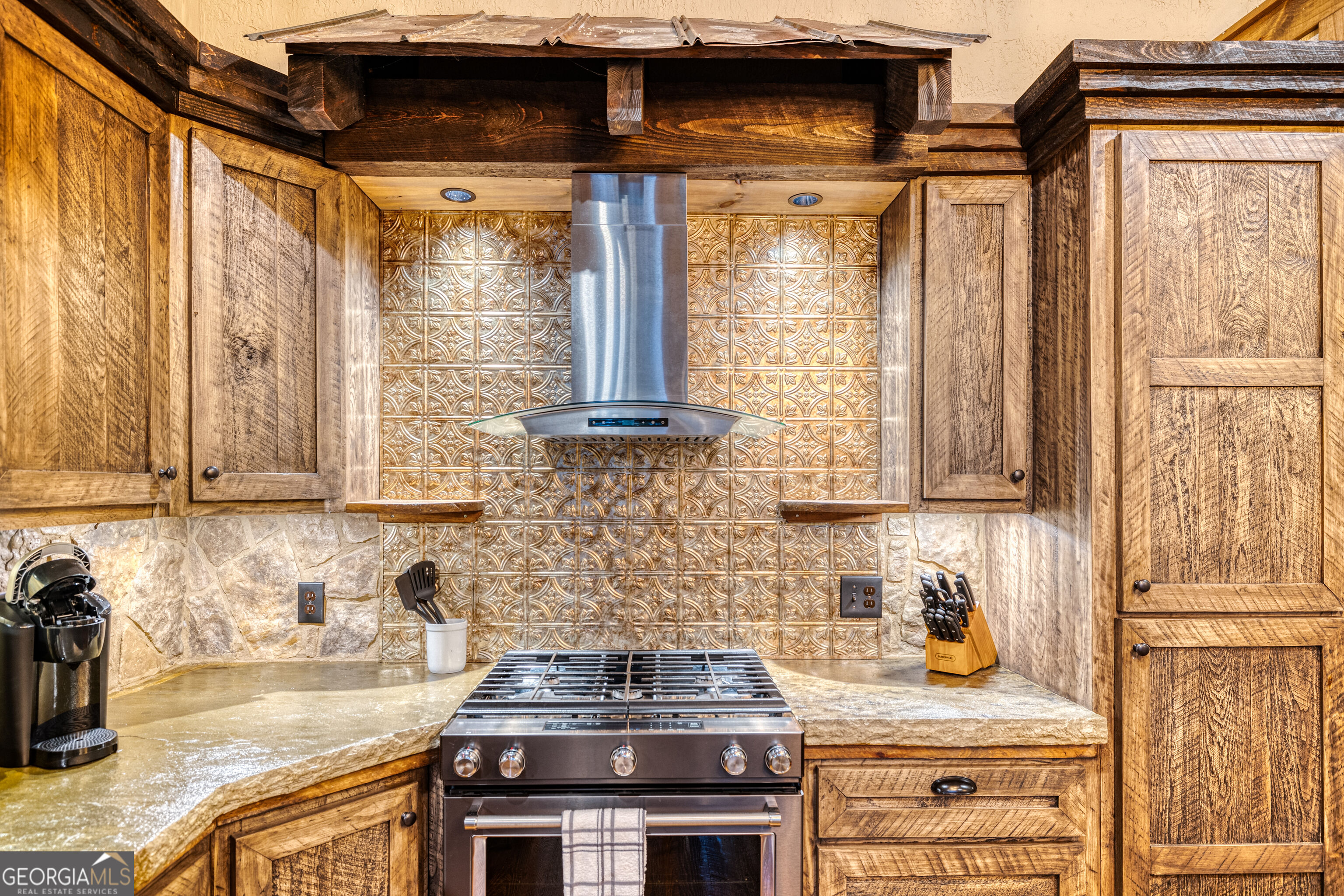 280 Point Of View, Unit 15 Blue Ridge, GA 30513 - Photo 15 of 68 Gallery Image 15