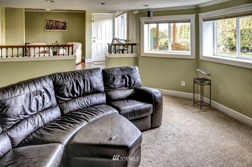 1216 North 38th Street Renton, WA 98056 - Photo 15 of 21