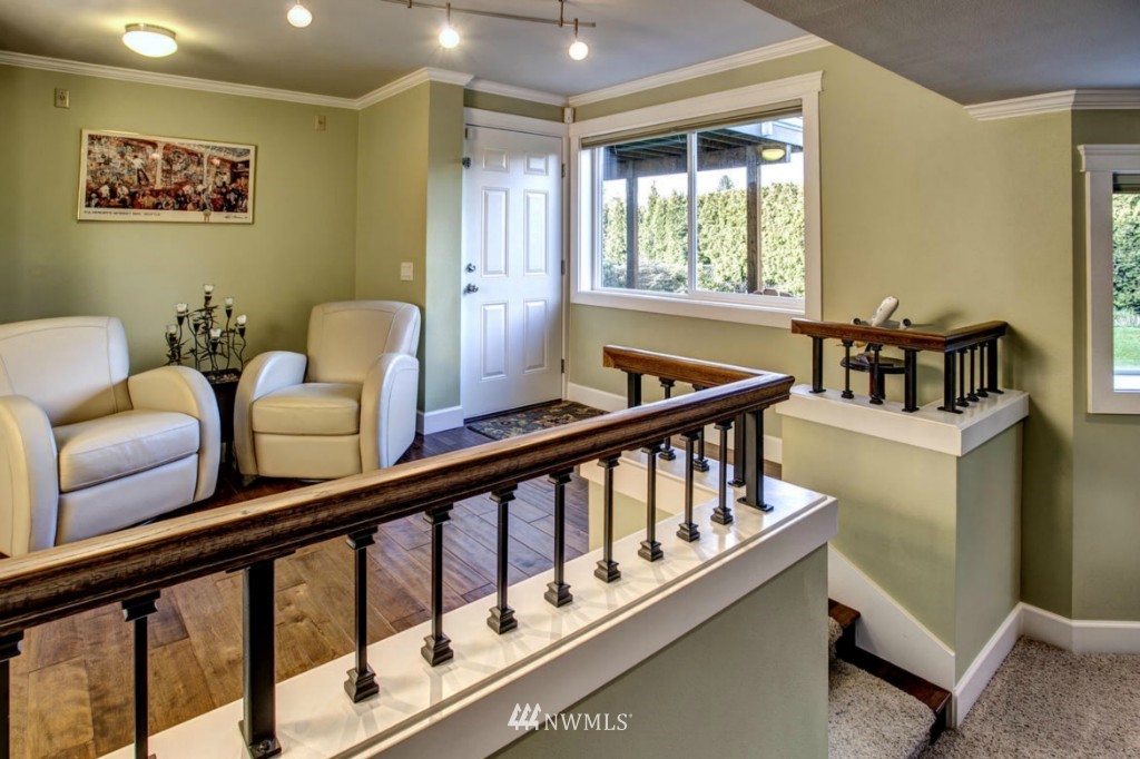 1216 North 38th Street Renton, WA 98056 - Photo 16 of 21