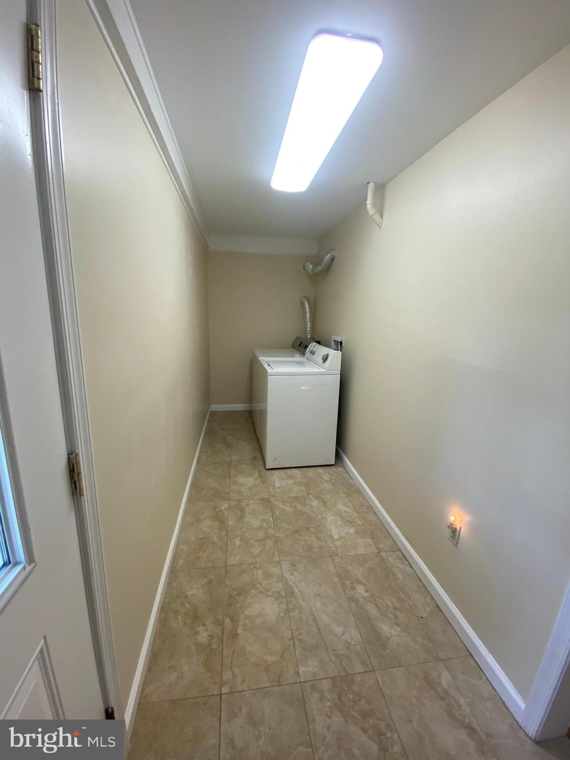 2725 Randolph Road Silver Spring, MD 20902 - Photo 15 of 48 laundry