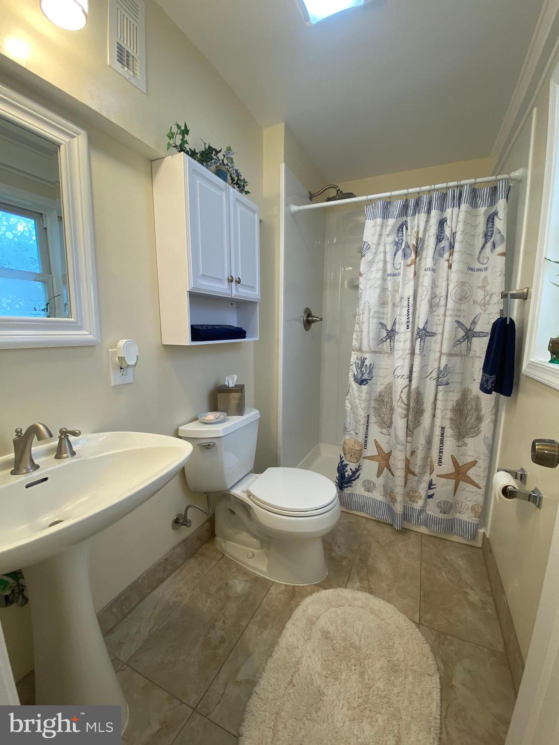 2725 Randolph Road Silver Spring, MD 20902 - Photo 17 of 48 Full bath 1