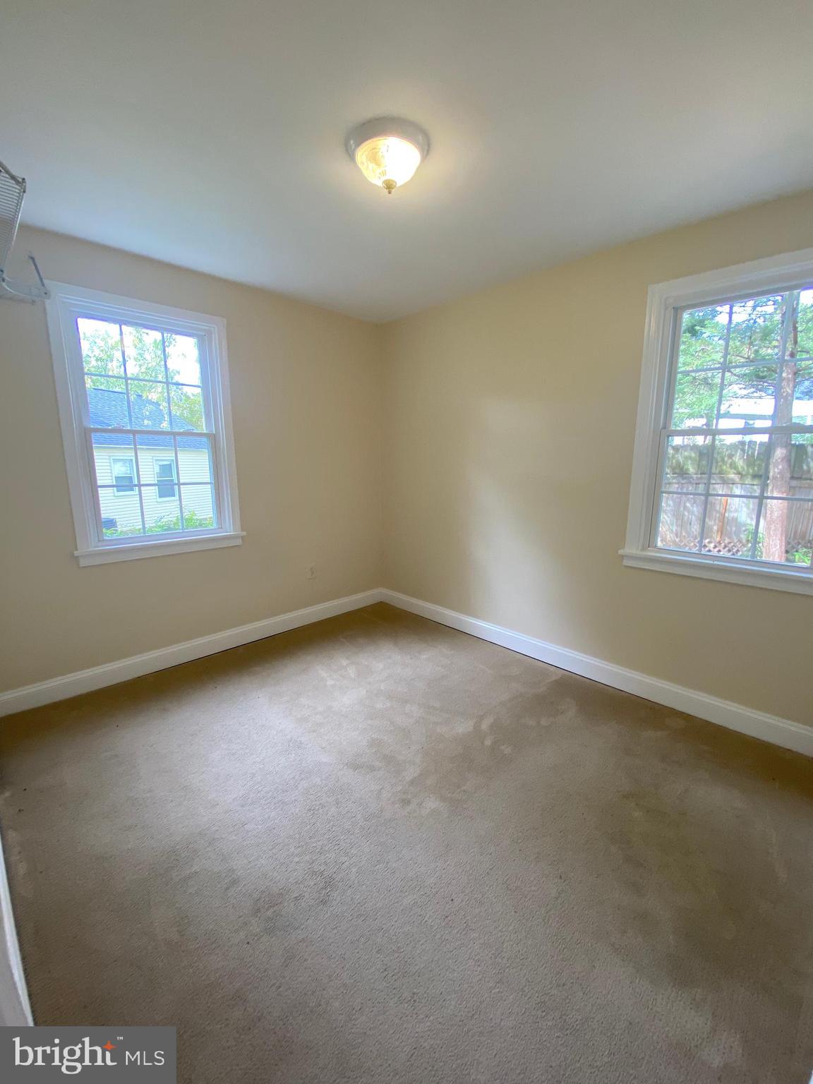 2725 Randolph Road Silver Spring, MD 20902 - Photo 24 of 48 Bedroom 3