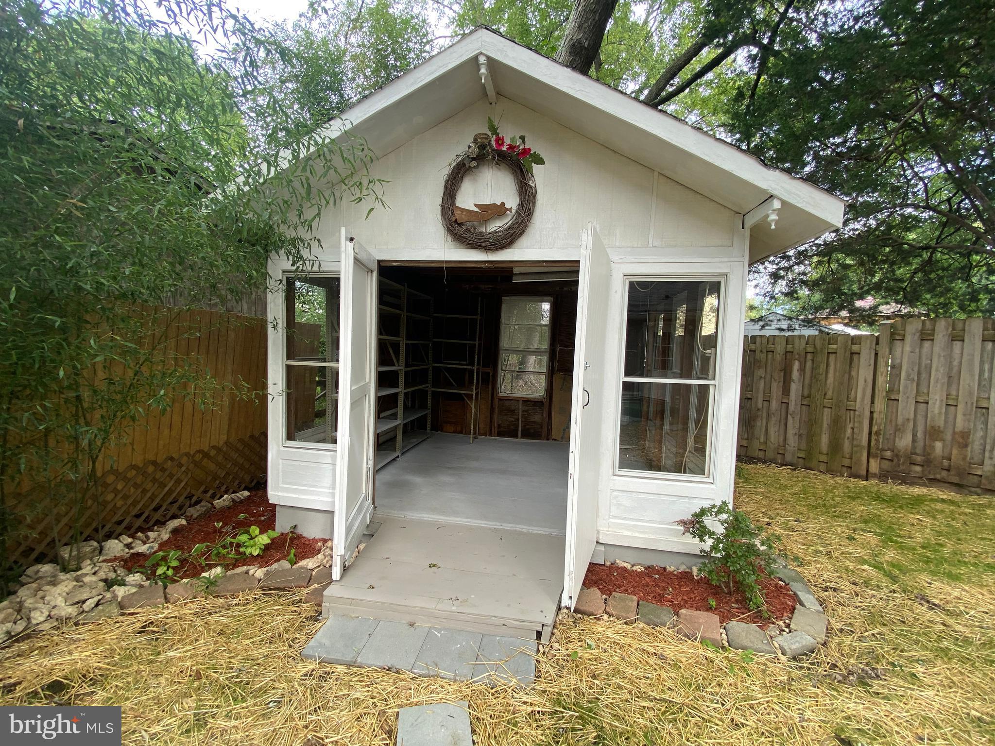 2725 Randolph Road Silver Spring, MD 20902 - Photo 38 of 48 Shed