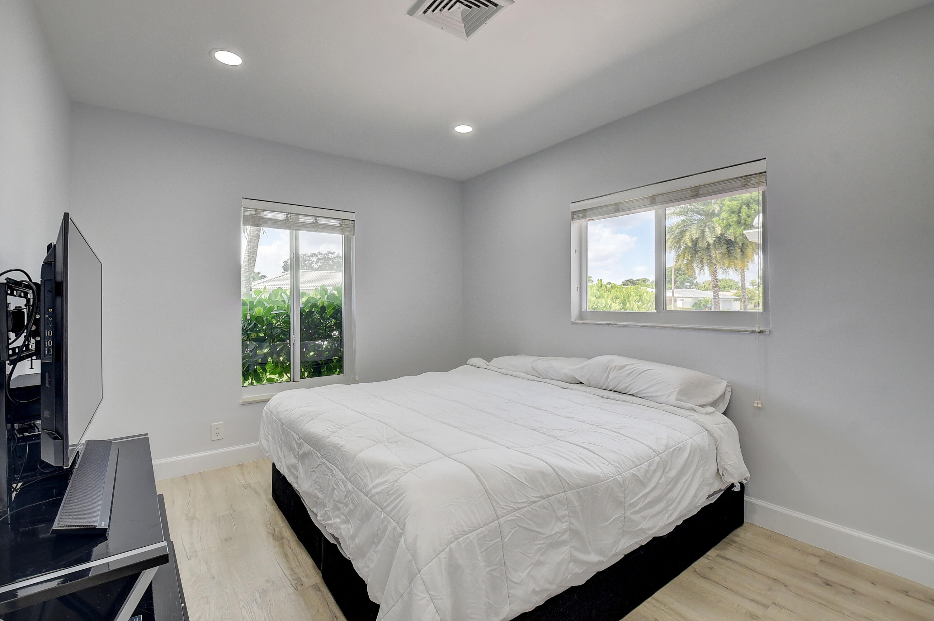 1271 Southwest 13th Drive Boca Raton, FL 33486 - Photo 28 of 47 28_dsc_9020_1_2_3_4