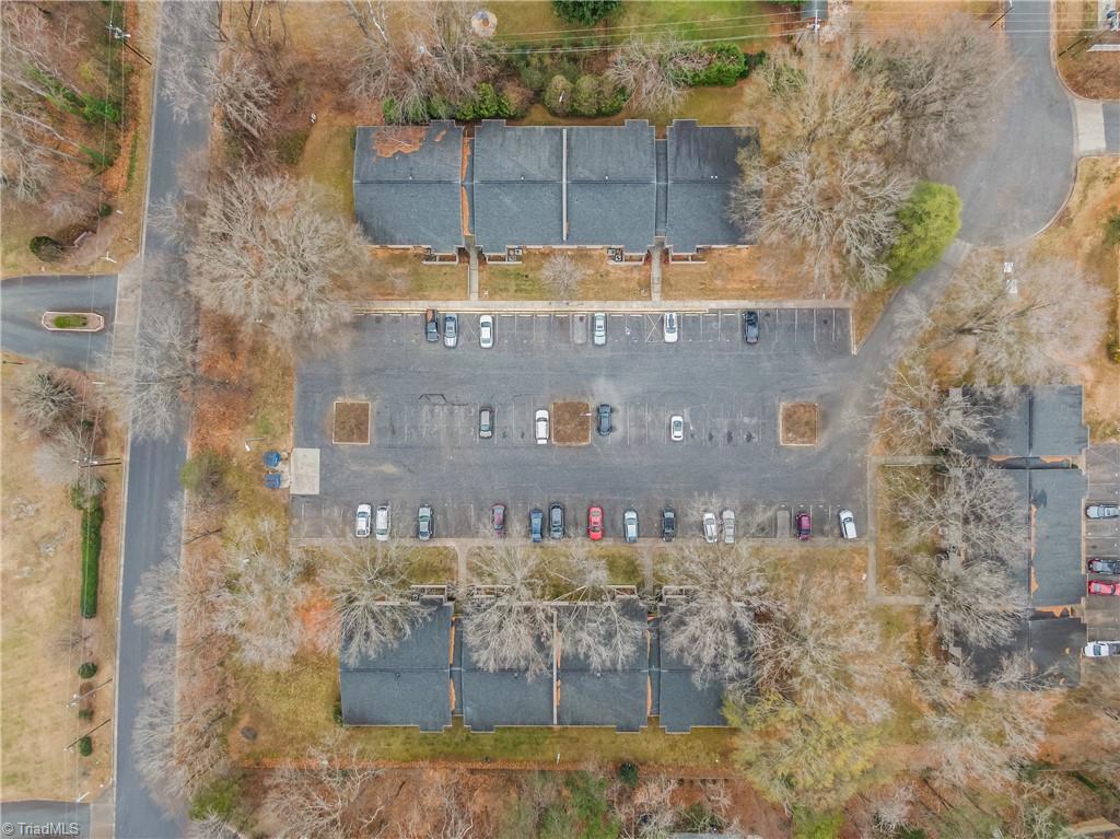 2250 Sunderland Road, Unit 29B Winston-Salem, NC 27103 - Photo 3 of 31