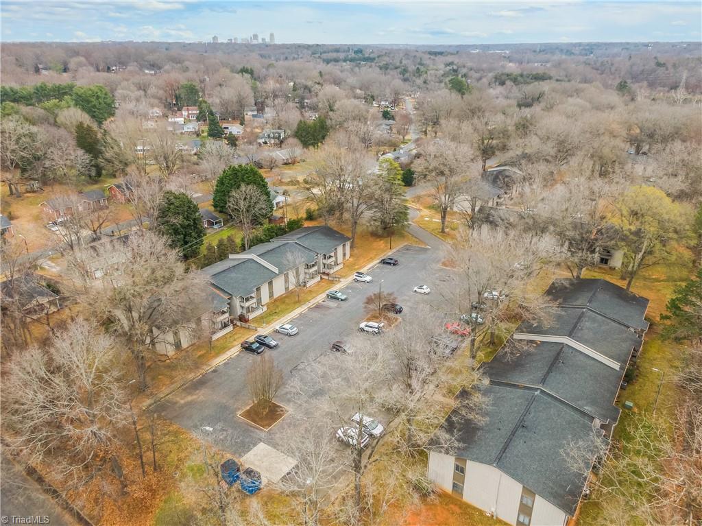 2250 Sunderland Road, Unit 29B Winston-Salem, NC 27103 - Photo 5 of 31
