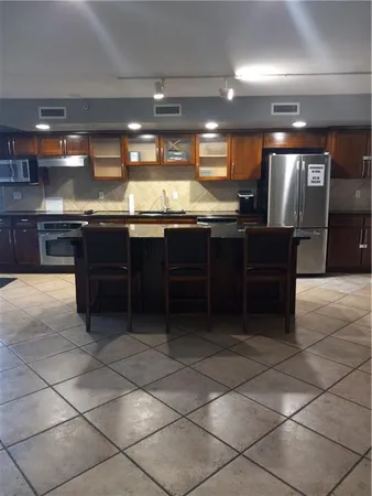 $222,000 | 600 Admiral Boulevard, Unit 507, Kansas City, MO 64106