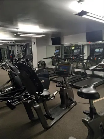 $222,000 | 600 Admiral Boulevard, Unit 507, Kansas City, MO 64106