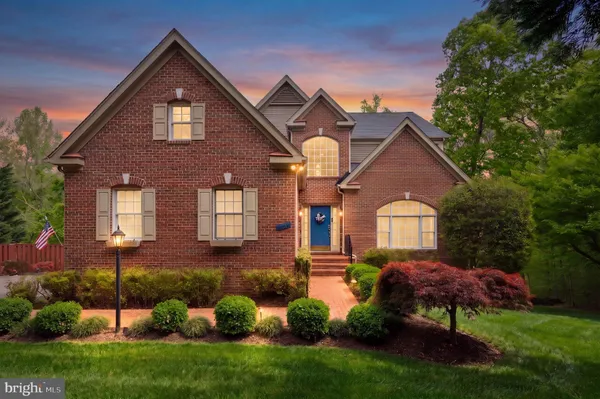 $1,300,000 | 8000 Pohick Road, Springfield, VA 22153