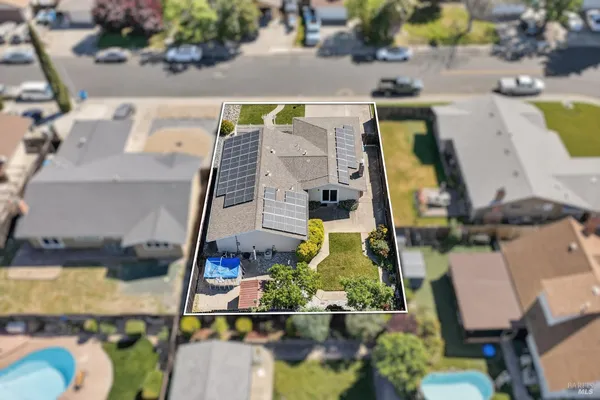 $479,000 | 279 Livingston Avenue, Vacaville, CA 95687