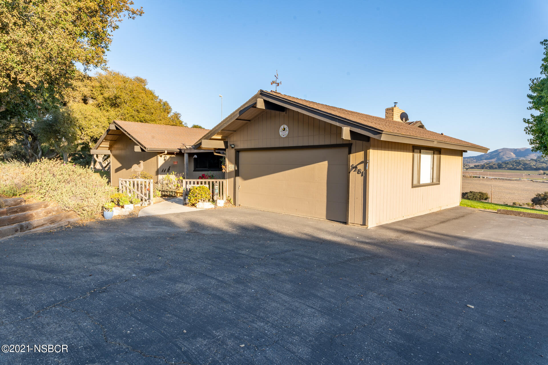 4281 Highway 246 Lompoc, CA 93436 - Photo 7 of 18 a view of a house with a outdoor space
