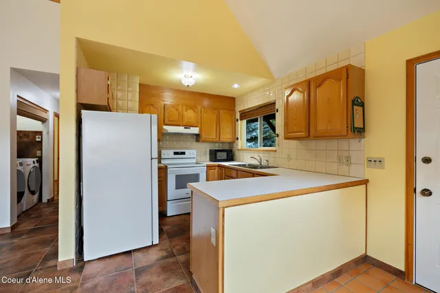 $879,000 | 133 Gold Hill Circle, Sagle, ID 83860