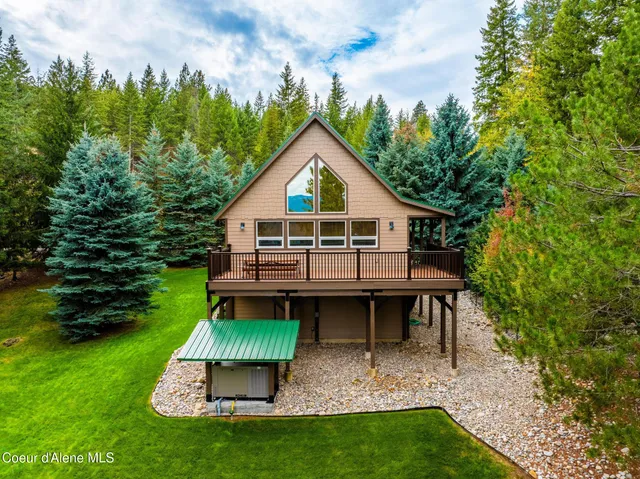 $879,000 | 133 Gold Hill Circle, Sagle, ID 83860