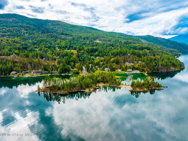 $879,000 | 133 Gold Hill Circle, Sagle, ID 83860