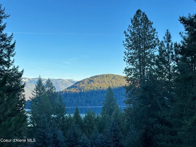 $879,000 | 133 Gold Hill Circle, Sagle, ID 83860