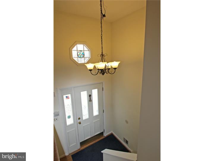 1205 Woodridge Road Coatesville, PA 19320 - Photo 3 of 24 Foyer