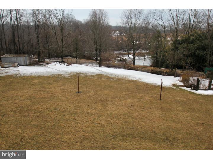 1205 Woodridge Road Coatesville, PA 19320 - Photo 22 of 24 View in Back