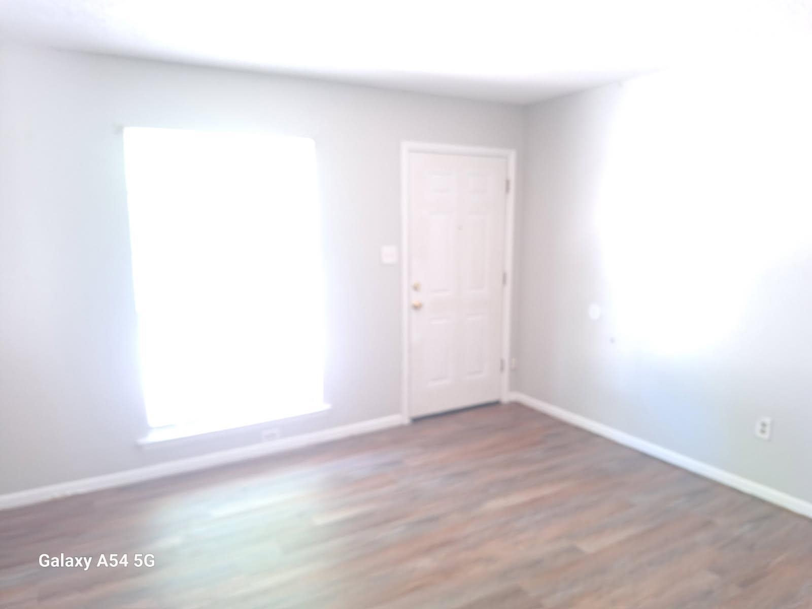 2209 Wolf Ridge Road, Unit B Mobile, AL 36618 - Photo 3 of 5 Living