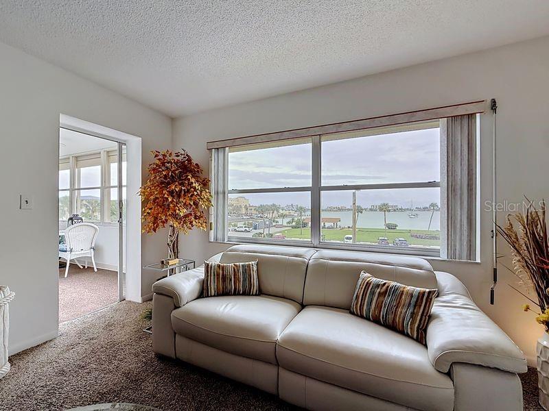 4550 Cove Circle, Unit 302 St. Petersburg, FL 33708 - Photo 20 of 55