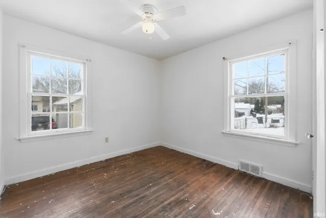 $82,000 | 3919 Gaywood Drive, Fort Wayne, IN 46806