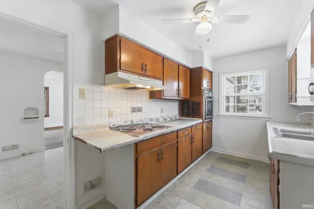 $82,000 | 3919 Gaywood Drive, Fort Wayne, IN 46806