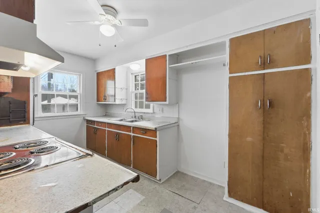 $82,000 | 3919 Gaywood Drive, Fort Wayne, IN 46806