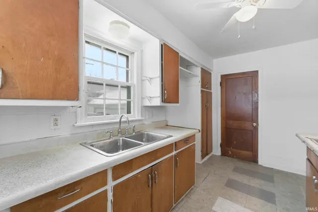 $82,000 | 3919 Gaywood Drive, Fort Wayne, IN 46806