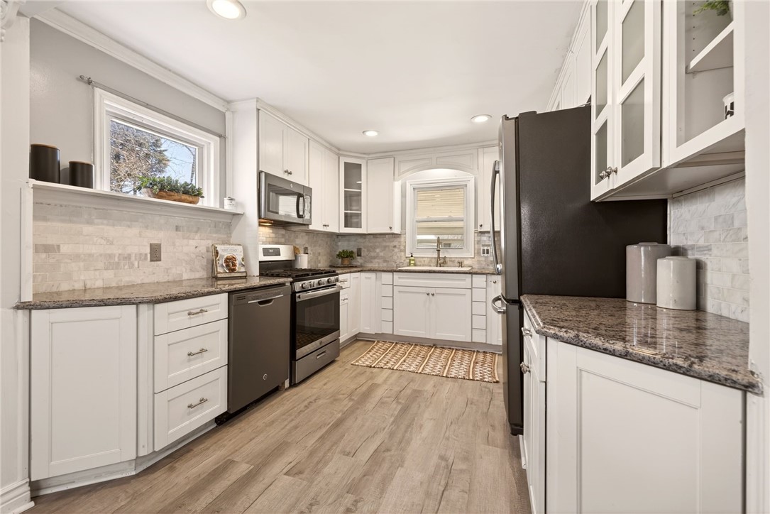 333 Brandon Road Irondequoit, NY 14622 - Photo 13 of 31