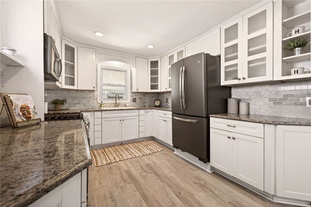 333 Brandon Road Irondequoit, NY 14622 - Photo 15 of 31