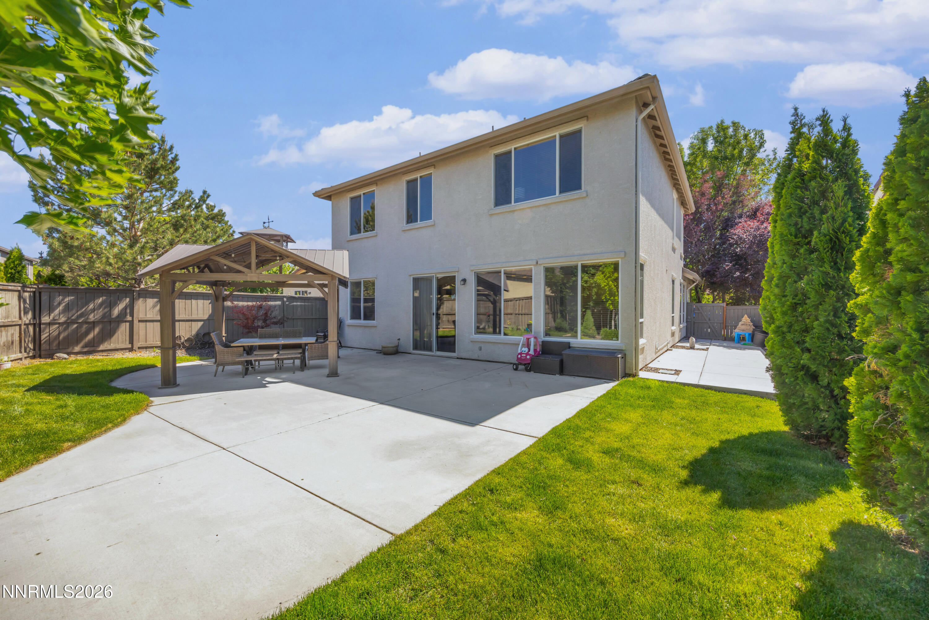461 Roseben Court Reno, NV 89521 - Photo 31 of 37 Back 2 - 461 Roseben