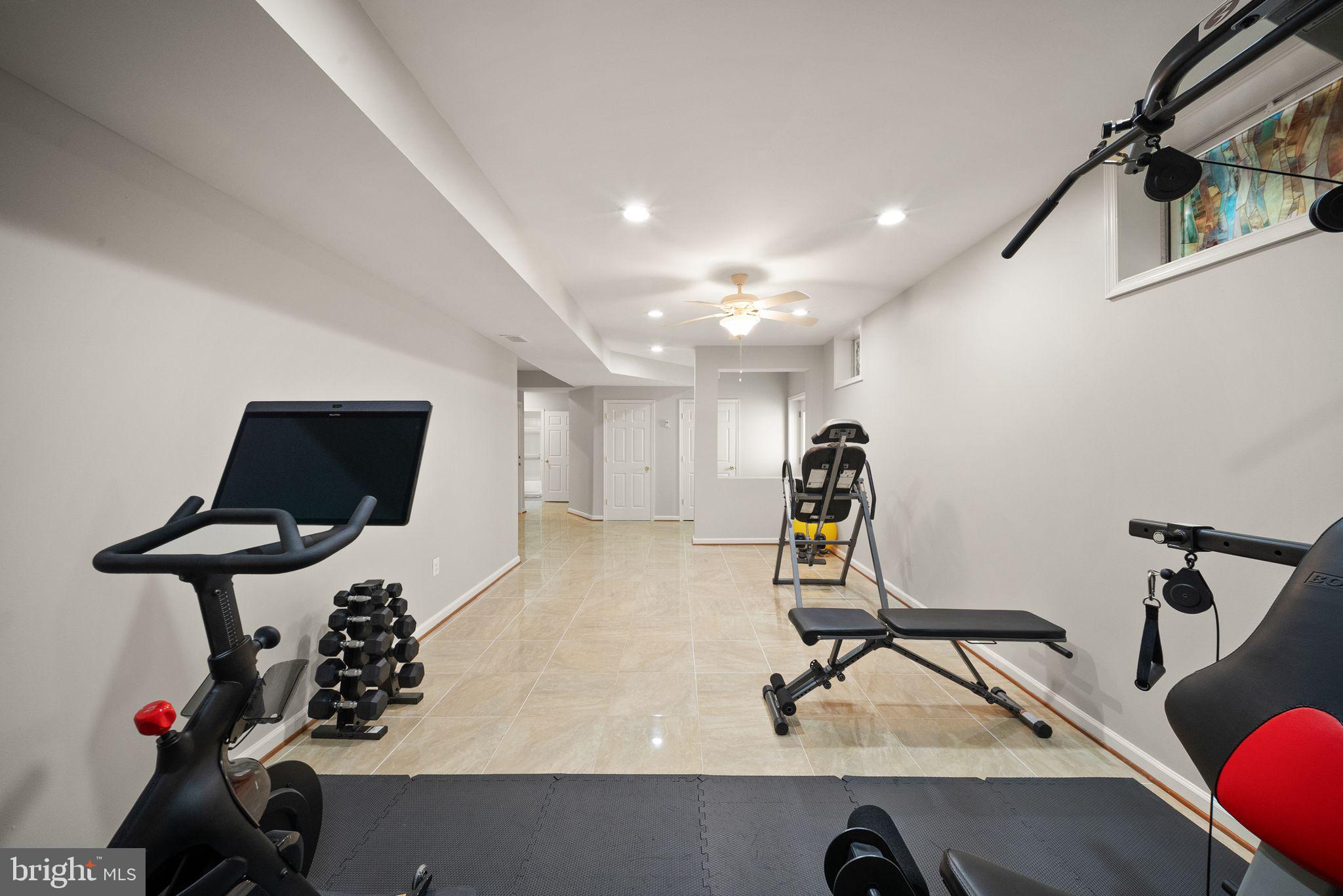 7705 Ridgepark Court Springfield, VA 22153 - Photo 52 of 78 So much space!