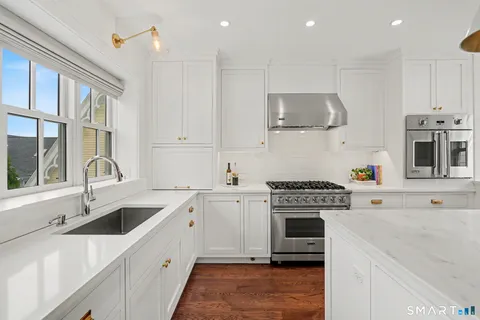 $3,895,000 | 35 Yarmouth Road, Norwalk, CT 06853