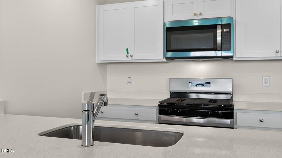 39 Sweet Mdw Road Angier, NC 27501 - Photo 7 of 32 Kitchen