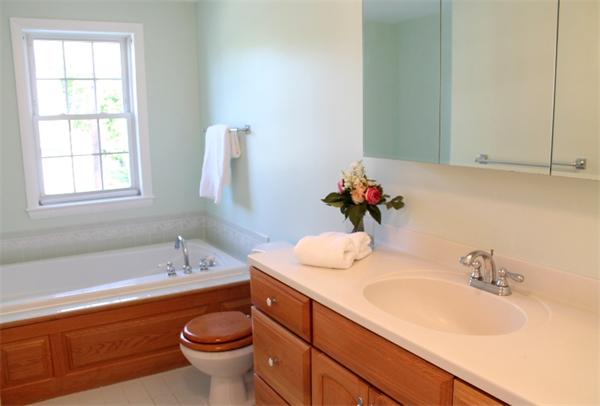 61 Taft Avenue Lexington, MA 02421 - Photo 20 of 24
