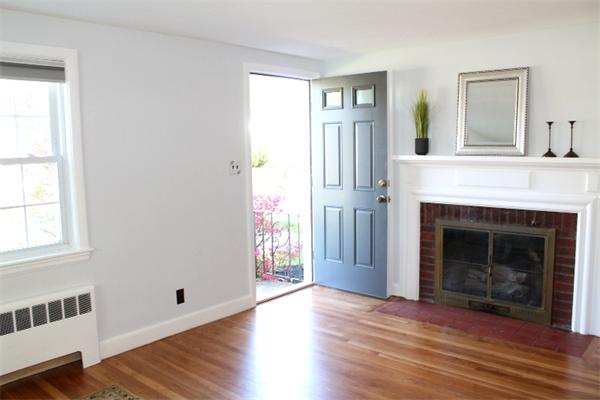 61 Taft Avenue Lexington, MA 02421 - Photo 2 of 24