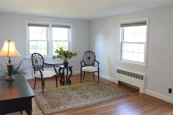 61 Taft Avenue Lexington, MA 02421 - Photo 3 of 24