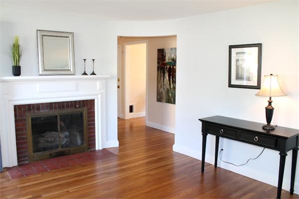 61 Taft Avenue Lexington, MA 02421 - Photo 5 of 24