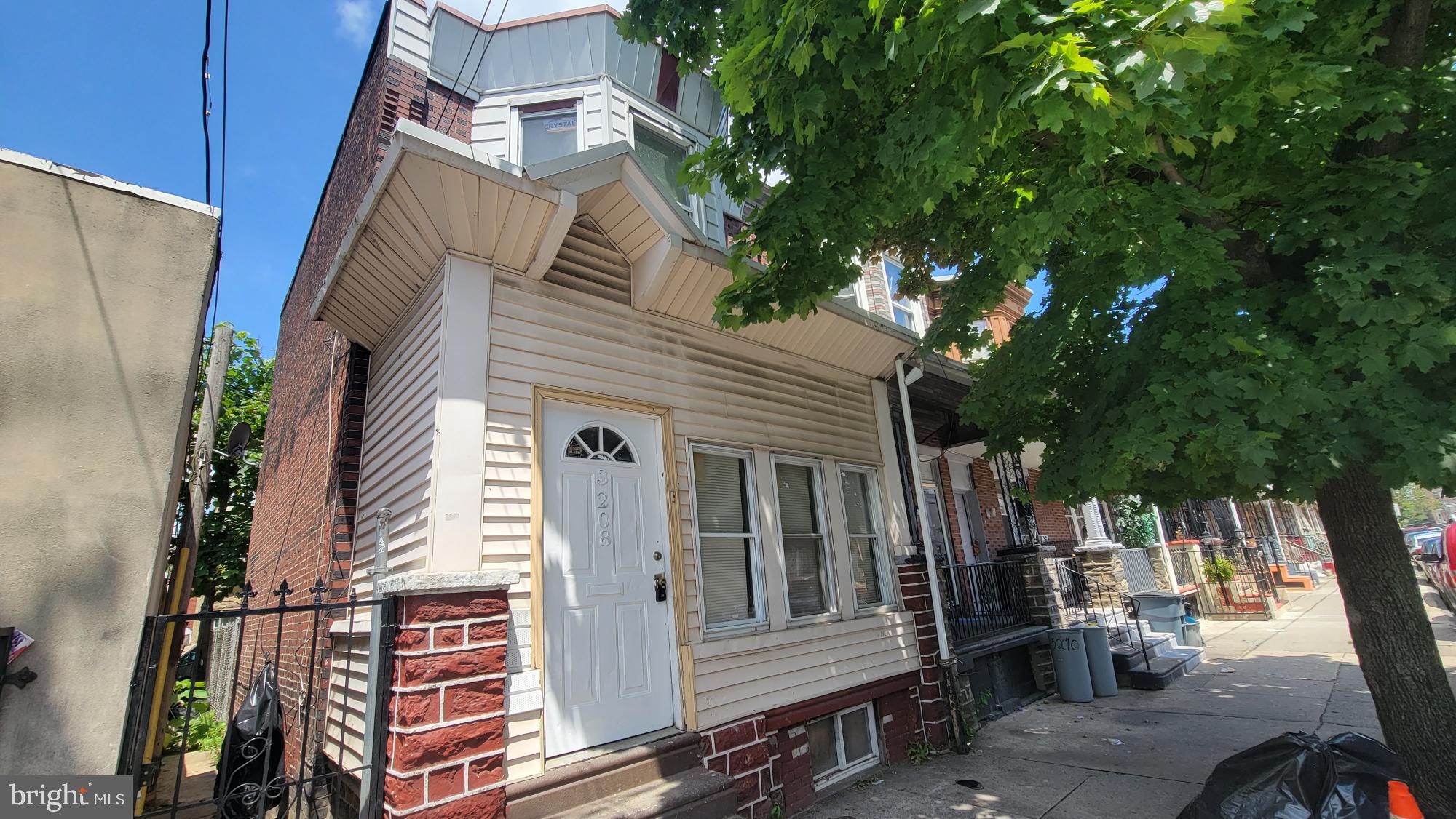 3208 D Street Philadelphia, PA 19134 - Photo 33 of 33 a view of a house with a balcony
