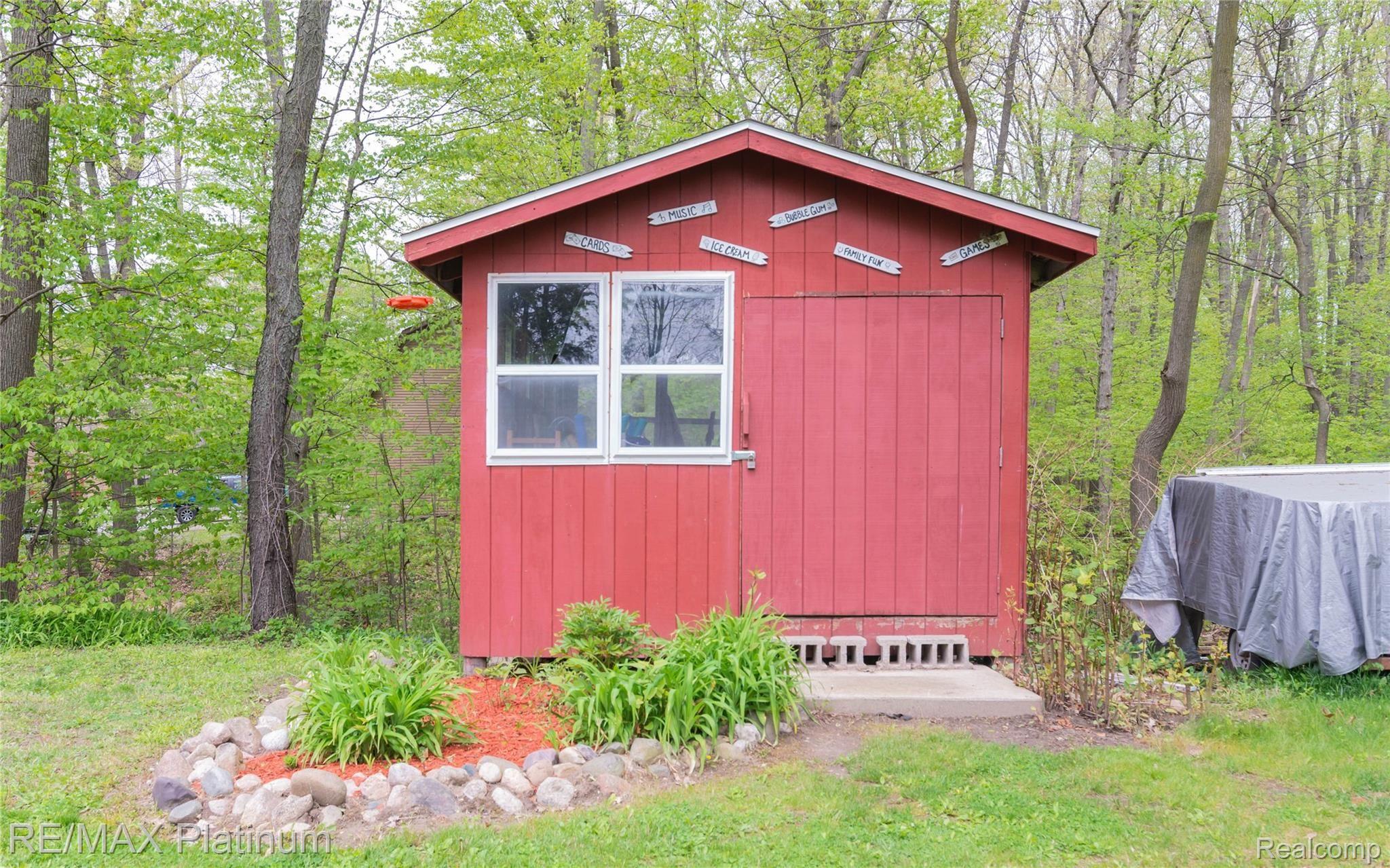 11725 South New Lothrop Road Byron, MI 48418 - Photo 36 of 38 JTB_1601.jpg