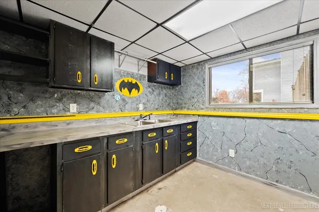 $350,000 | 1009 Sutton Drive, Crystal Lake, IL 60014