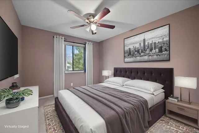 $350,000 | 1009 Sutton Drive, Crystal Lake, IL 60014