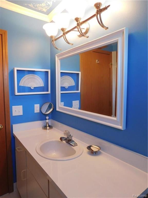 49671 Compass Point Drive Chesterfield, MI 48047 - Photo 23 of 30